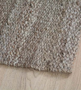 Mats And Rugs: Naset Silver Natural Rug - 200 x 300cm