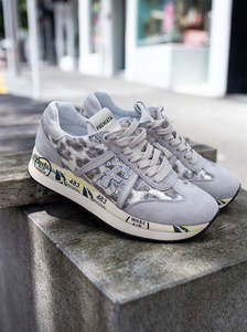 All: Conny grey leopard