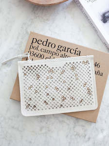 Accessories: Crystal Pouch white