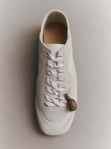 Sneakers: Road Rider milk suede