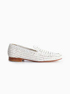 Flats: Canela white
