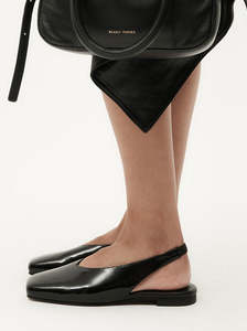 Saddleback Flat black