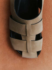 Triton Sandal oat suede