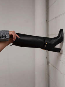 Knee High Boots: Chloe black