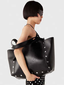 Day Bags: Maci black