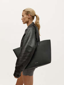 Exclusive Collection Bags: Mr Bandit Tote Maxi black