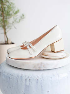 Agl Italy: Angie Mary Jane cream patent