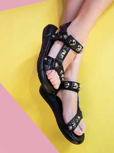 Elena Lachi Italy: Rivetto black