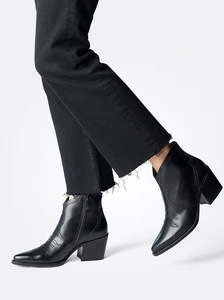 Sale Boots: Denver black