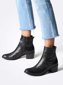 Cowboy Boots: Jonie black