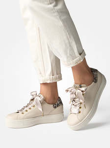 Sneakers: Willa nude