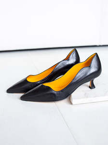 Shoes 1: Nelly black