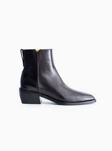 Ankle Boots: Claire black
