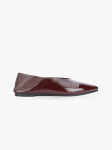Epona Flat burgundy patent