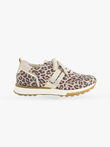 Shoes 1: Sasha leopard