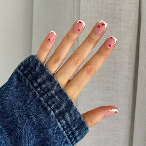 Manicure Pedicure: Pressing Nails - French Tip Love Hearts
