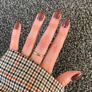 Pressing Nails - Brown Oval