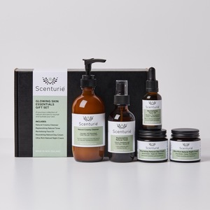 Products: Glowing Skin Essentials Gift Set 5 Award-Winning
