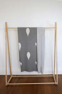 Cotton Blankets: Grey Marl with White and Cream Raindrops Jacquard Blanket