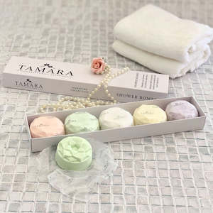 Health And Beauty: Shower Bombs - Signature Collection