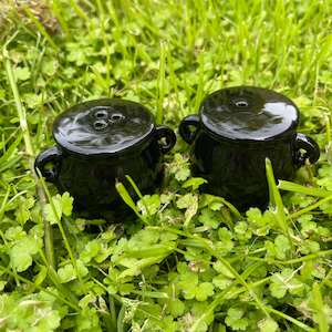 Kitchen: Cauldron Salt & Pepper Shakers