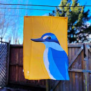 Tea Towels: Kingfisher Tea Towel - Hansby Design
