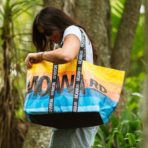 Products: Hot Water Beach Tote