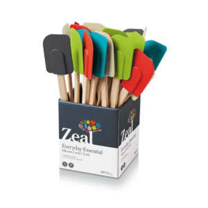 Zeal Large Spatula / Wooden Handle