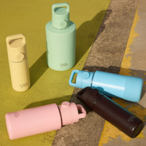 Her: Frank Green Grip & Sip Lid