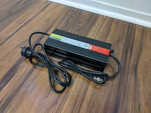 Accessories Dualtron: 83V Dualtron Fast charger for 72V Ultra2, Storm and X2