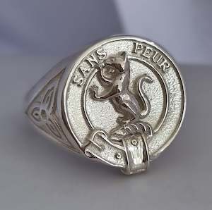 Signet Rings Celtic Sides: Sutherland Clan Crest Signet Ring - celtic sides