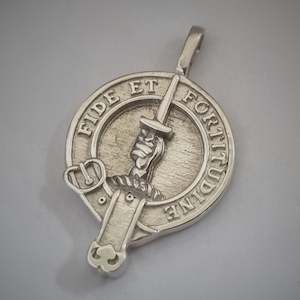 Shaw Clan Crest Pendant