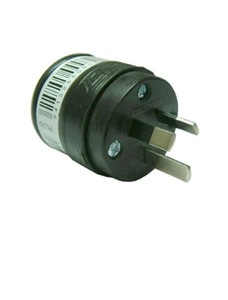 Enzide IEE200BK 10AMP 3 Pin Plug 3 Rubber Black