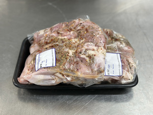 Products: Chicken – Seasoned butterfly – Scotty's Meats