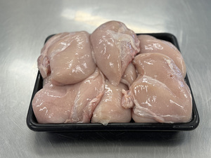 Products: Chicken – Boneless skinless breast – Scotty's Meats