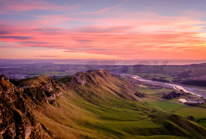Sunrise at Te Mata Peak, Havelock North, Hawke's Bay, New Zealand - SCP Stock