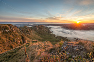 Sunrise at Te Mata Peak, Havelock North, New Zealand - SCP Stock