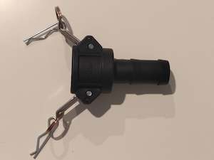 Camlock fitting female, with 32 mm hosetail.