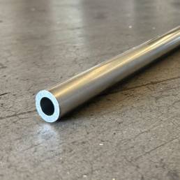 Square Hollow: Aluminium 30 x 30 x 1.5 mm R1.5 Square Hollow 3M