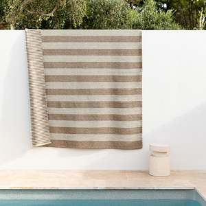 Outdoor Rugs: Summit Peak Outdoor Rug