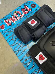 Roller Skating Kids Padding: Bullet Black Pad Set Junior