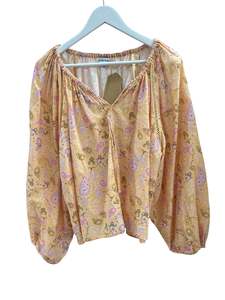 Blouse: Top Charlie Holiday