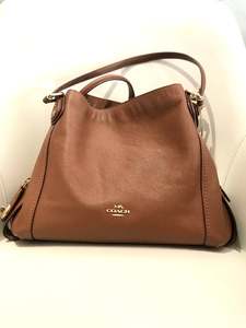 COACH Brown Zipped Partition Bag