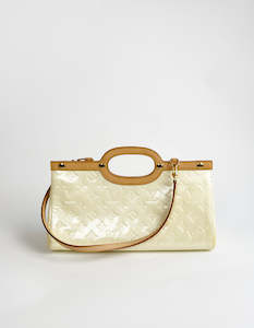 Monogram Vernis Roxbury Drive