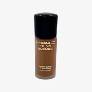 Studio Radiance Serum-Powered™ Foundation (NW47)