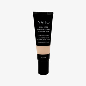 Base Makeup: Semi-Matte Full Coverage Foundation (Vanilla)