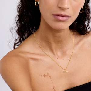 Everyday Delicate T-bar Necklace - Gold