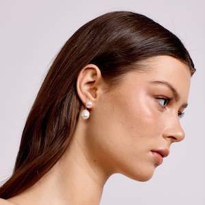 La Dailie: Celeste - Double Freshwater Pearl Earrings - Gold