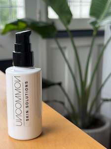 Uncommon Skin Solutions: Soothing Acne Oil 50 ml