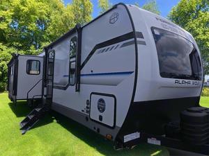 Tiny Homes: Alpha Wolf - 26RL 9.3m rear lounge 4 berth